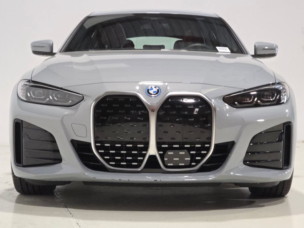 Used 2024 BMW i4 xDrive40i w/ M Sport Package AWD/4WD image 2