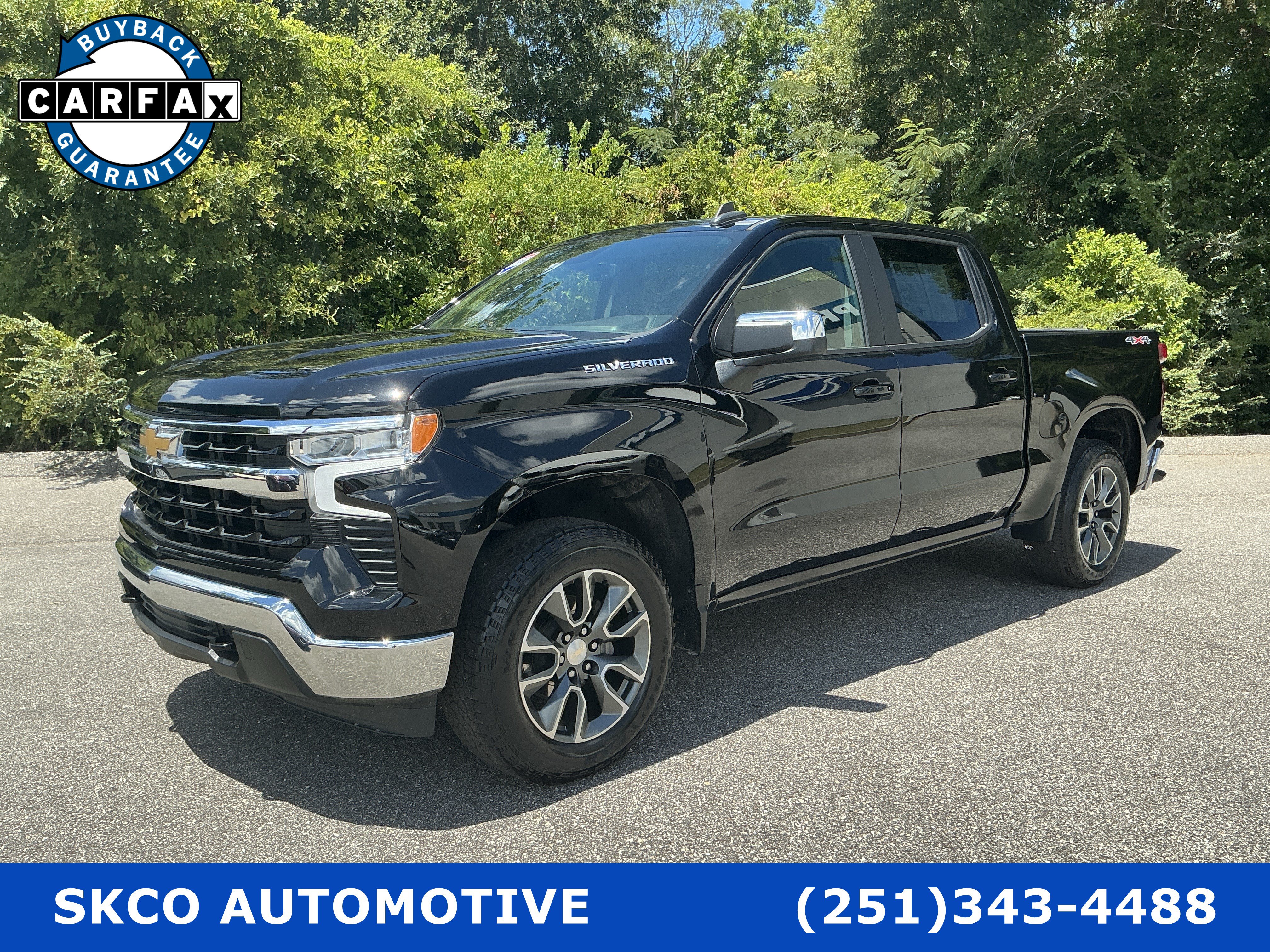 Used 2023 Chevrolet Silverado 1500 LT AWD/4WD image 1
