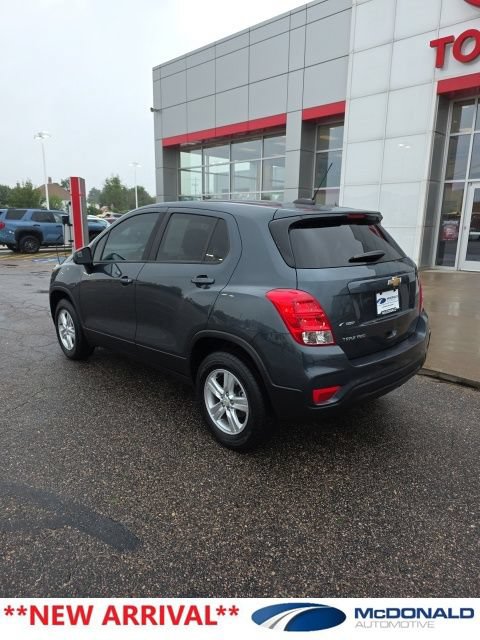 Used 2021 Chevrolet Trax LS w/ Tint and Cruise Package AWD/4WD image 3