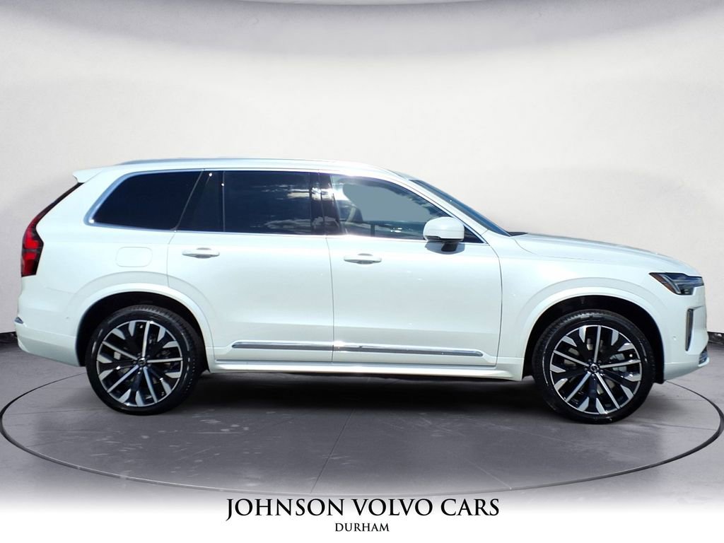 New 2026 Volvo XC90 T8 Plus image 2