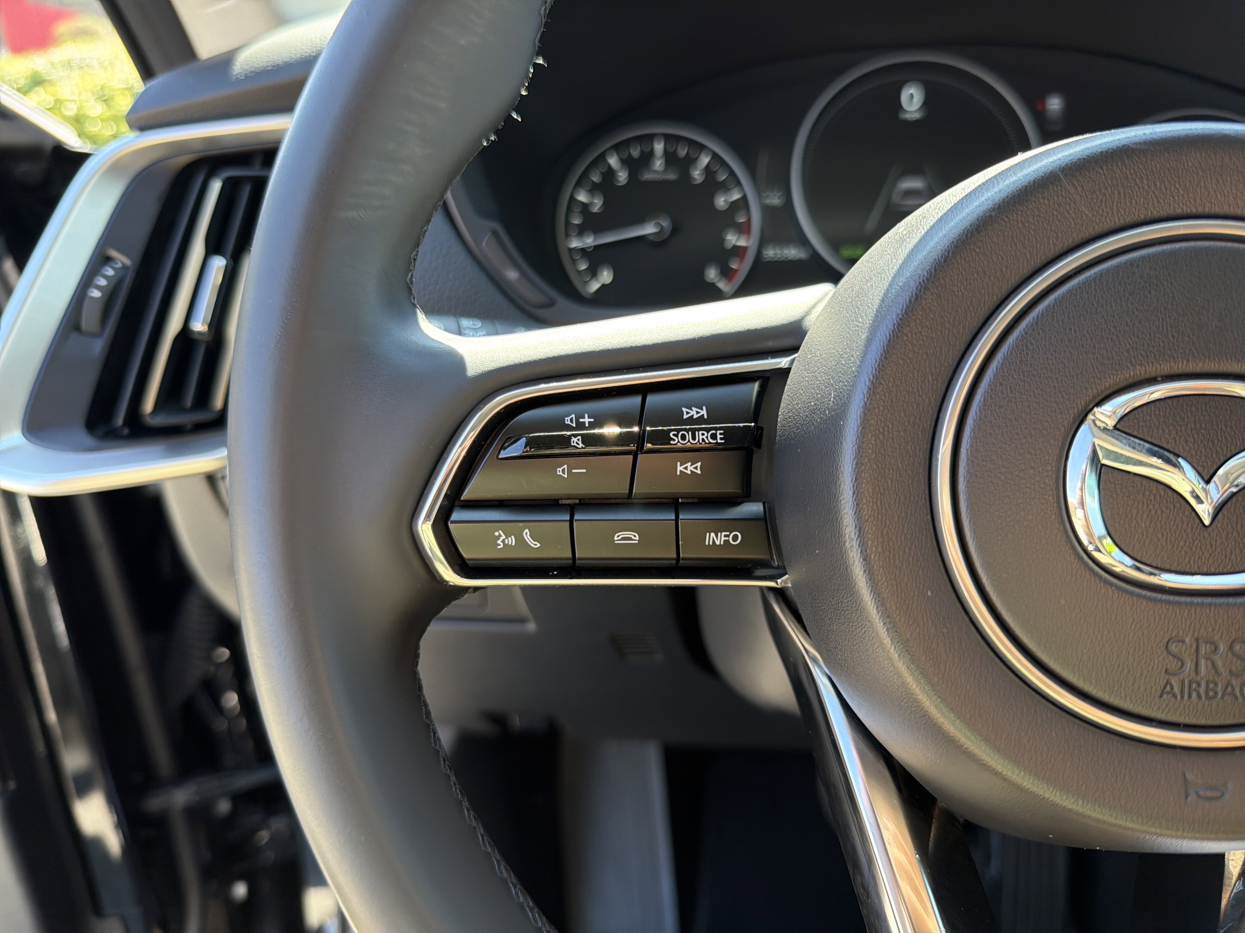 Used 2025 MAZDA CX-90 3.3 Turbo w/ Preferred Package image 10