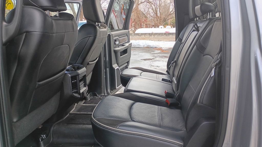Used 2023 RAM 2500 Laramie w/ Night Edition image 15
