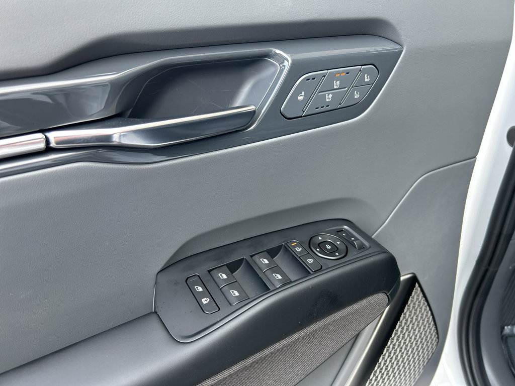 New 2026 Kia EV9 Land w/ Nightfall Edition Package image 19