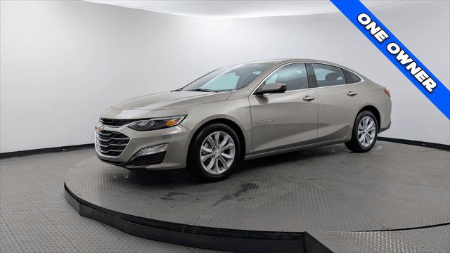Used 2025 Chevrolet Malibu LT FWD image 2