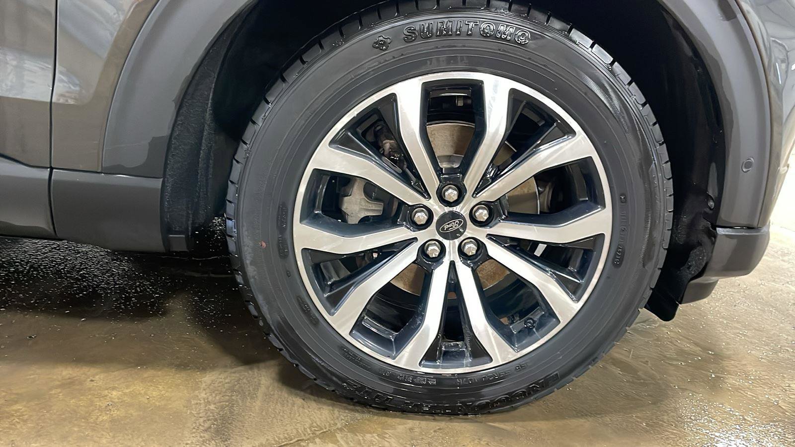 Used 2020 Ford Explorer ST w/ Premium Technology Package image 4