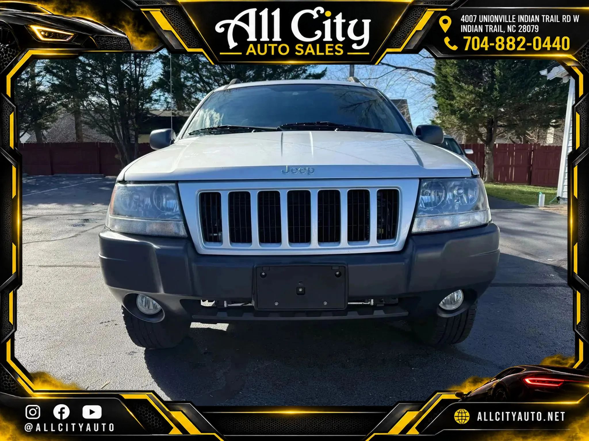 Used 2004 Jeep Grand Cherokee Laredo w/ Convenience Group RWD image 2