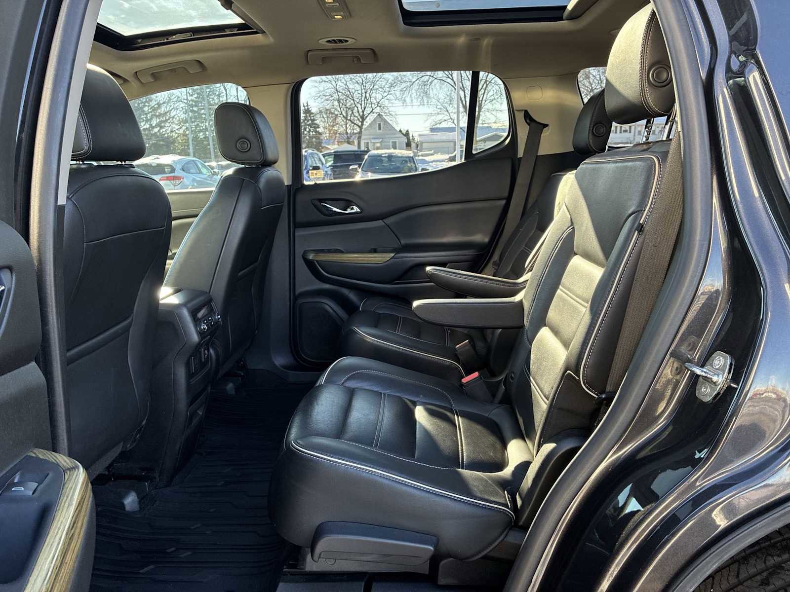 Certified 2019 GMC Acadia Denali image 26