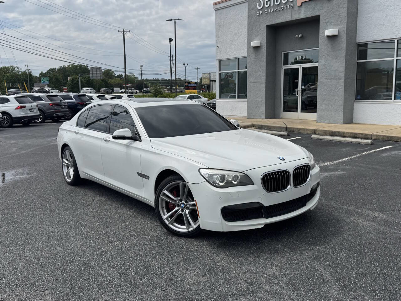 Used 2013 BMW 750Li RWD image 8