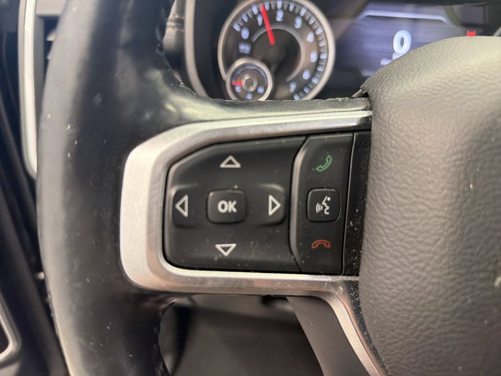 Used 2019 RAM 1500 Laramie AWD/4WD image 32