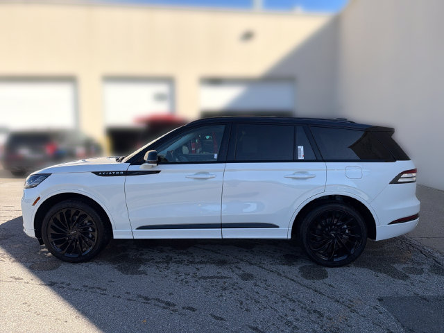 New 2027 Lincoln Aviator Reserve AWD/4WD image 10