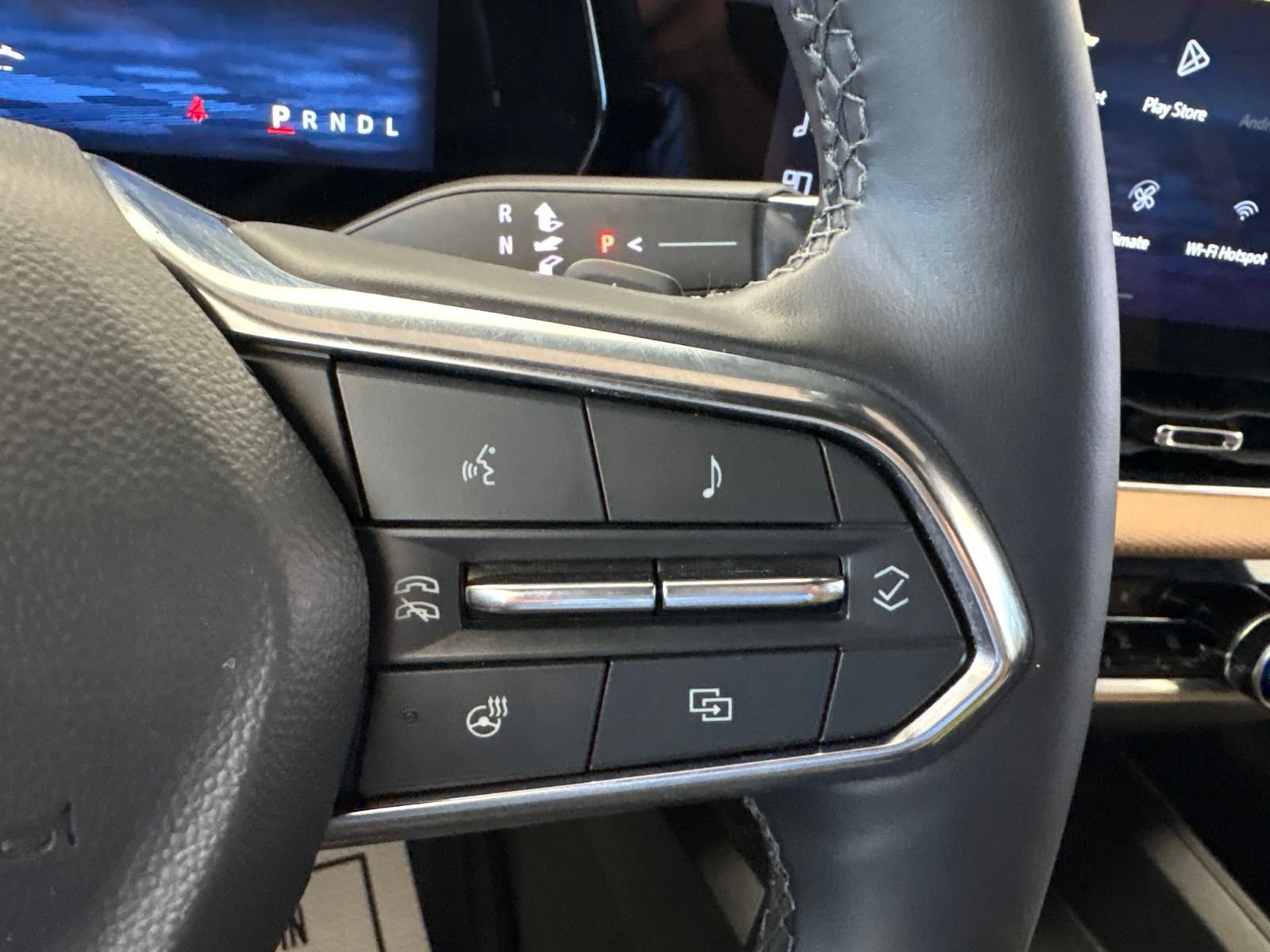 Used 2026 Chevrolet Equinox ACTIV FWD image 29