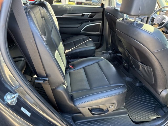 Used 2024 Kia Telluride S w/ S Sunroof Package image 24