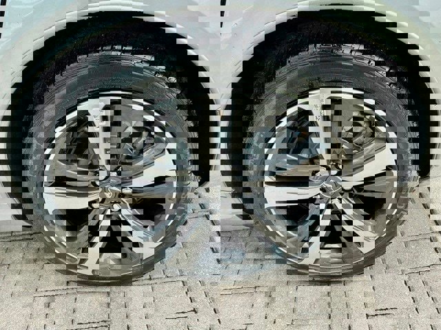 Certified 2025 Acura TLX w/ Technology Package image 12