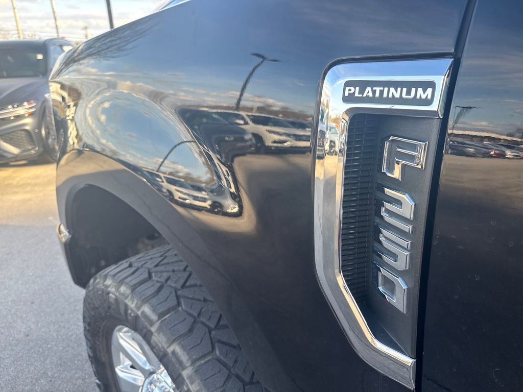 Used 2022 Ford F250 Platinum image 36