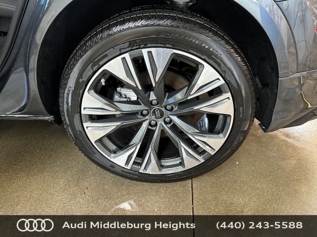 New 2026 Audi Q8 Premium Plus image 30