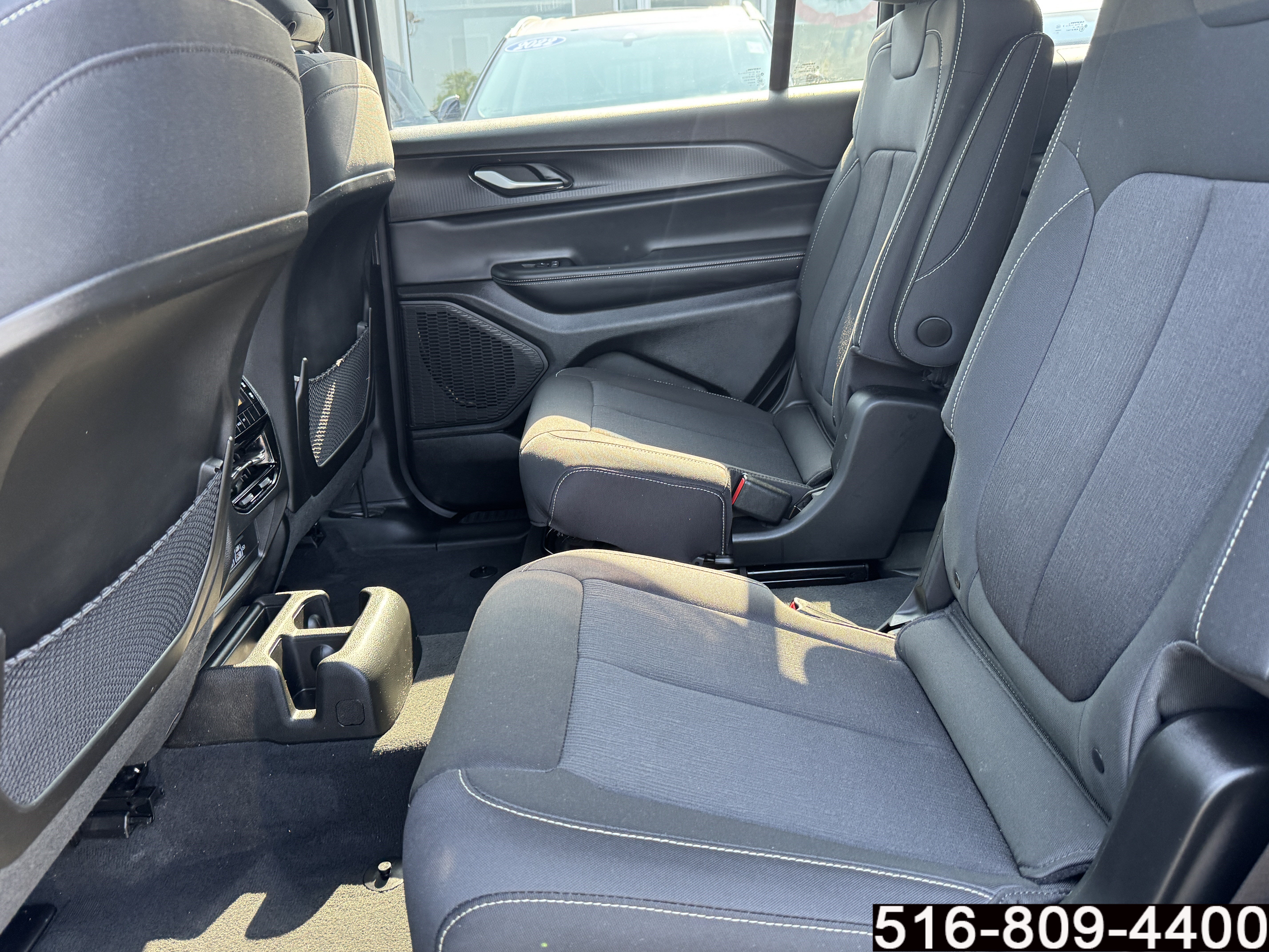 Used 2024 Jeep Grand Cherokee L Laredo AWD/4WD image 37