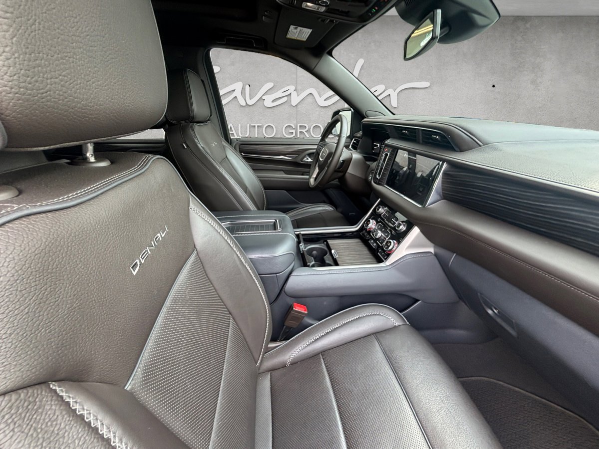 Used 2023 GMC Yukon XL Denali w/ Max Trailering Package RWD image 29