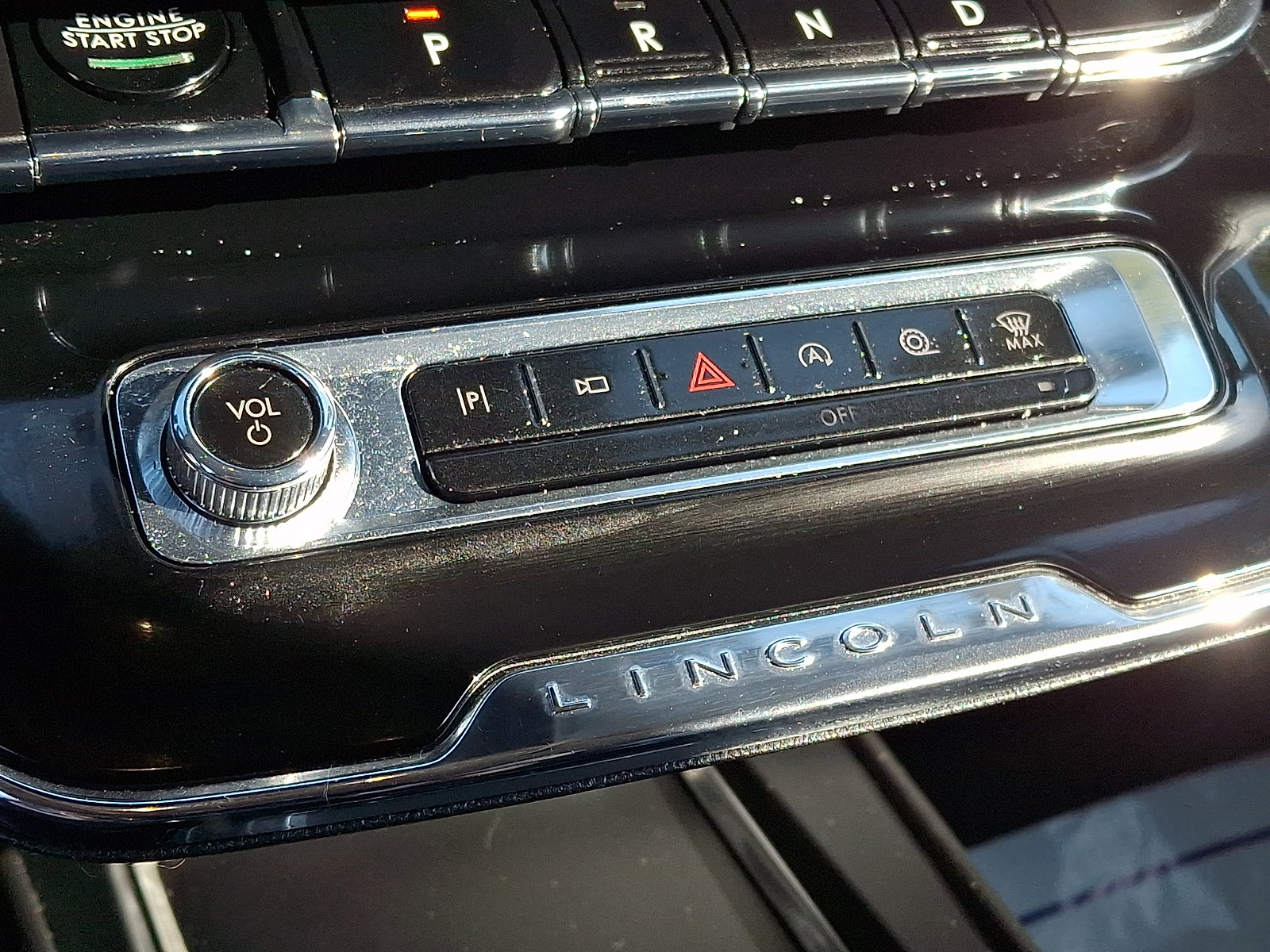 Certified 2023 Lincoln Corsair AWD w/ Equipment Group 101A image 17
