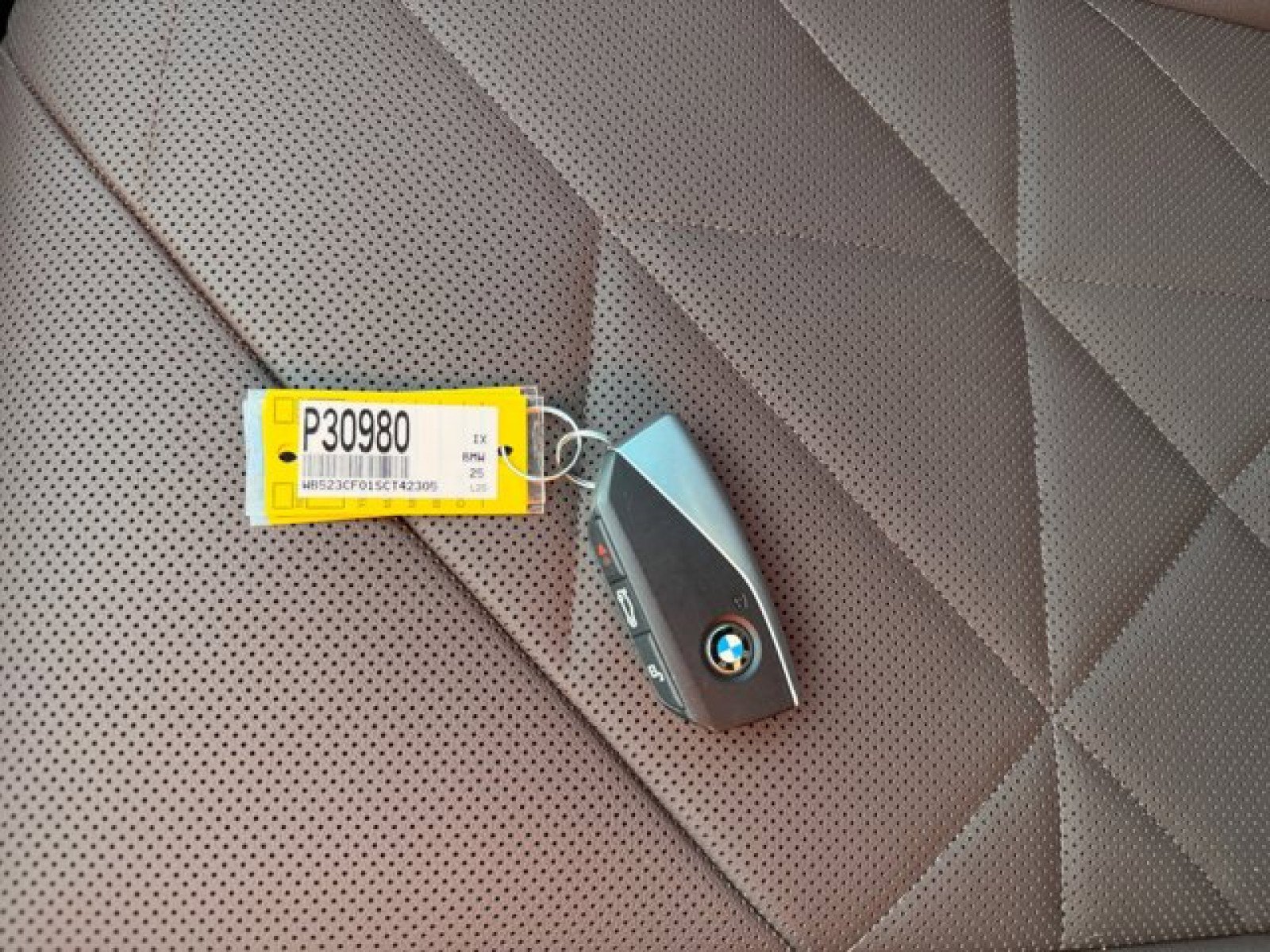 Used 2025 BMW iX xDrive50 w/ Convenience Package image 22