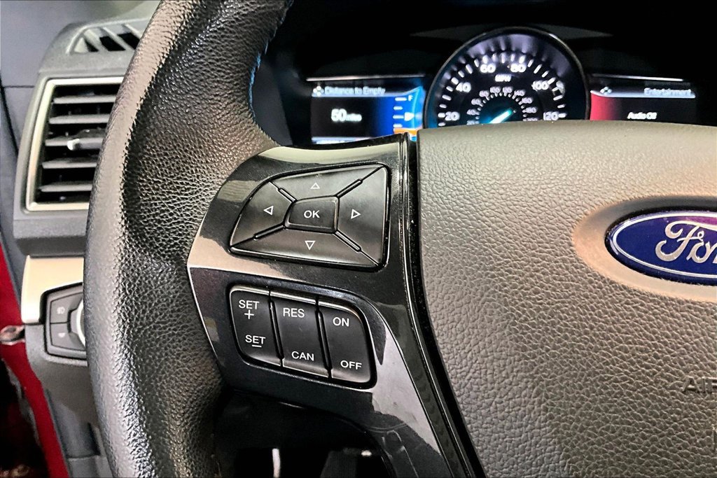 Used 2018 Ford Explorer XLT w/ XLT Appearance Package AWD/4WD image 11