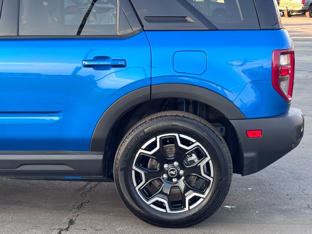 Used 2025 Ford Bronco Sport Outer Banks w/ Outer Banks Tech Package+ AWD/4WD image 39