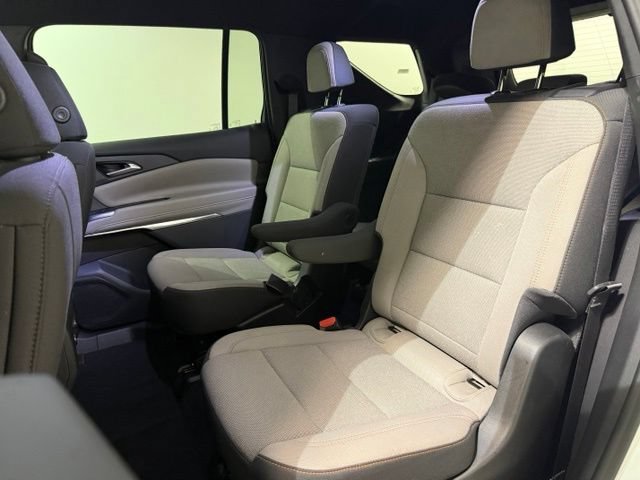 Used 2026 Chevrolet Traverse LT w/ Driver Confidence Package FWD image 28