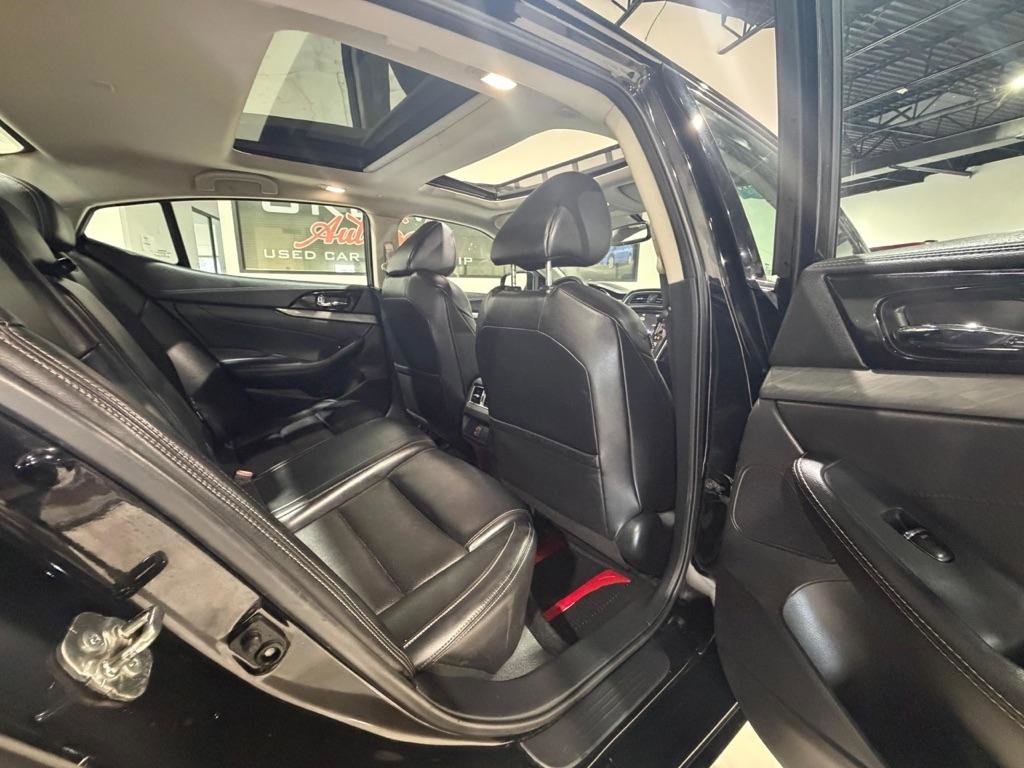 Used 2018 Nissan Maxima 3.5 SL image 16