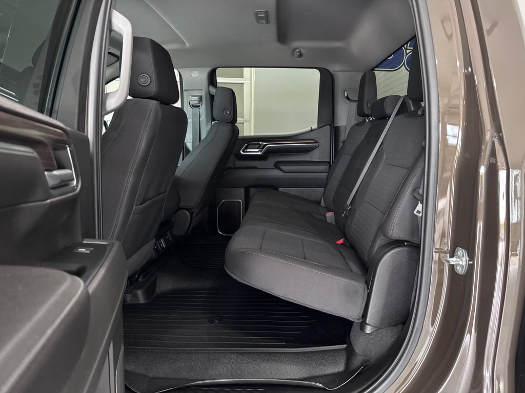 Certified 2023 Chevrolet Silverado 1500 LT AWD/4WD image 13