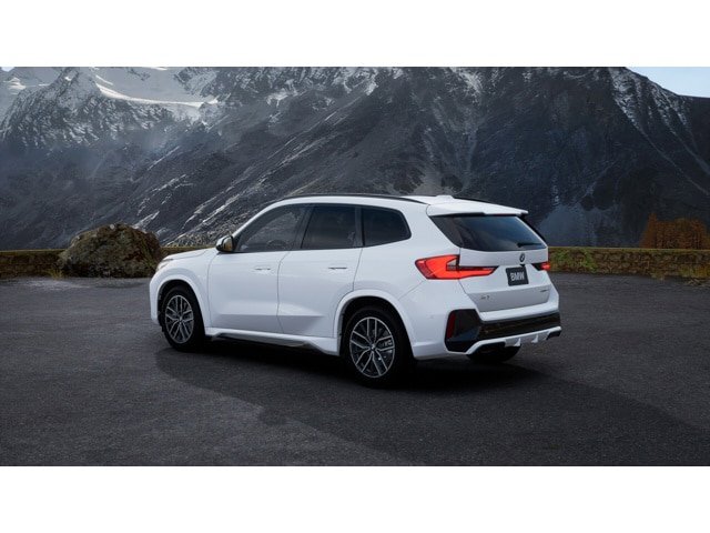 New 2026 BMW X1 xDrive28i w/ Technology Package AWD/4WD image 2