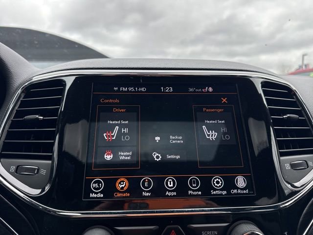 Used 2021 Jeep Grand Cherokee Limited w/ Trailer Tow Group IV image 29