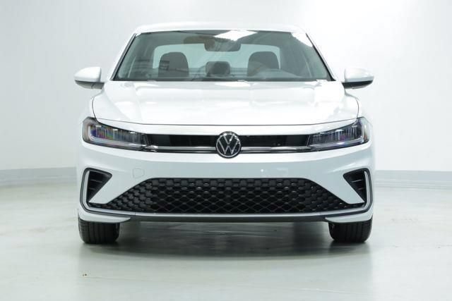 New 2025 Volkswagen Jetta SE FWD image 2
