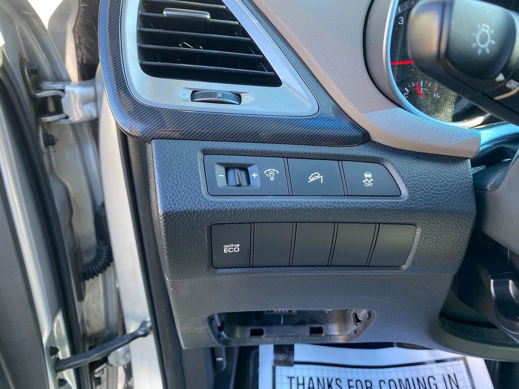 Used 2013 Hyundai Santa Fe Sport w/ Popular Equipment Pkg image 14