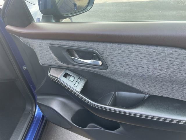 Used 2021 Nissan Rogue SV image 41