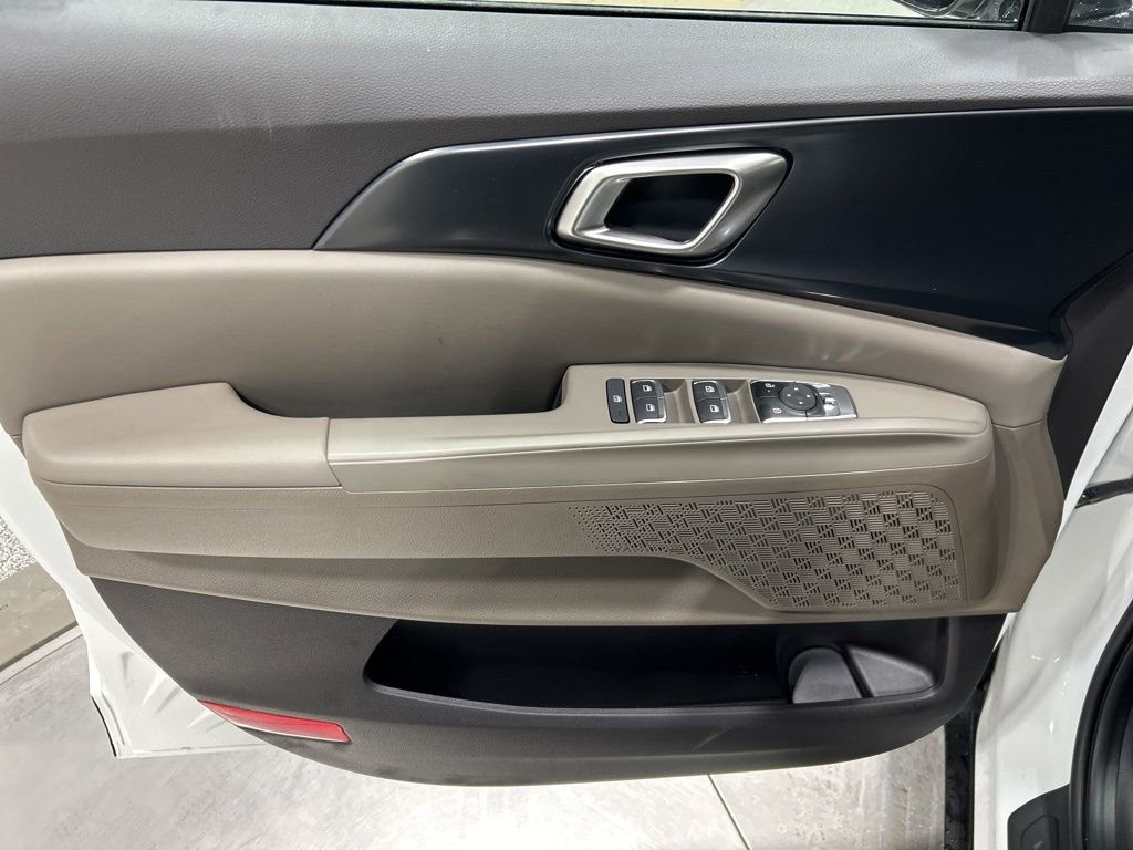 New 2026 Kia Carnival image 9