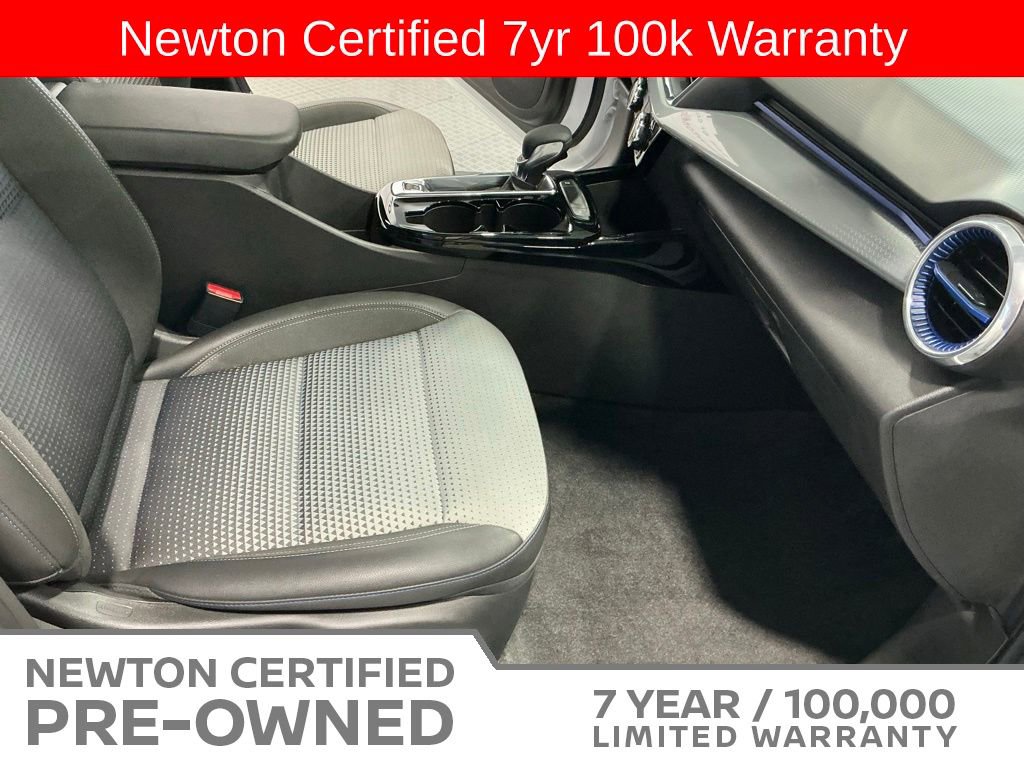 Used 2025 Chevrolet Trax LT w/ LT Convenience Package FWD image 11