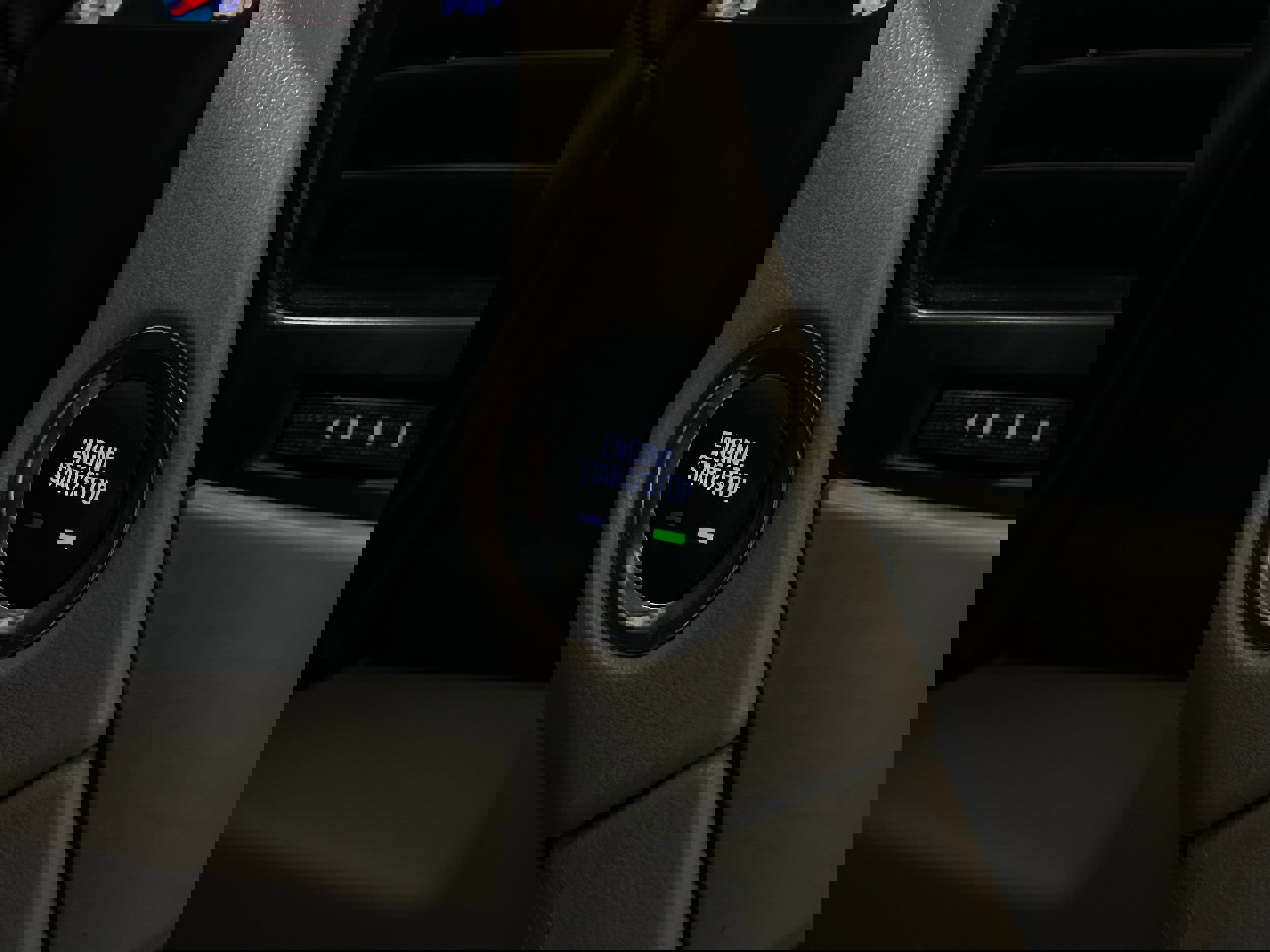 Used 2019 GMC Yukon Denali w/ Denali Ultimate Package image 12