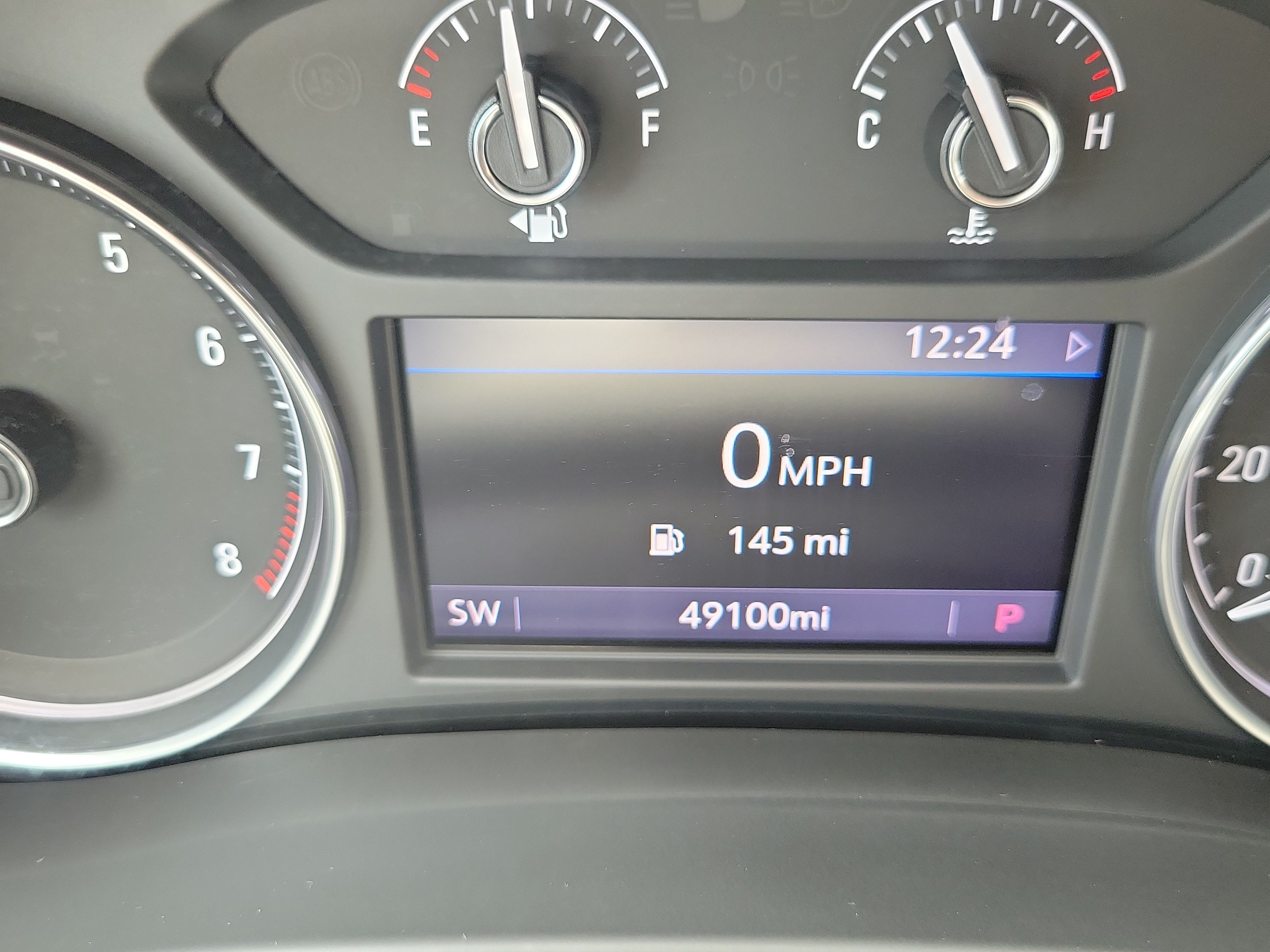 Used 2022 Buick Enclave Essence FWD image 30