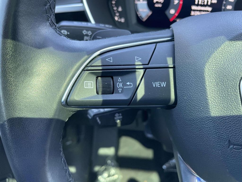 Used 2023 Audi Q3 2.0T Premium image 32