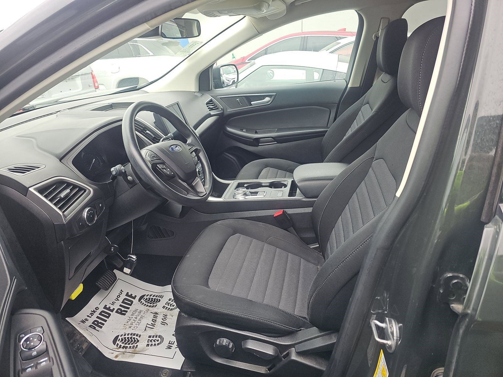 Used 2023 Ford Edge SE AWD/4WD image 8
