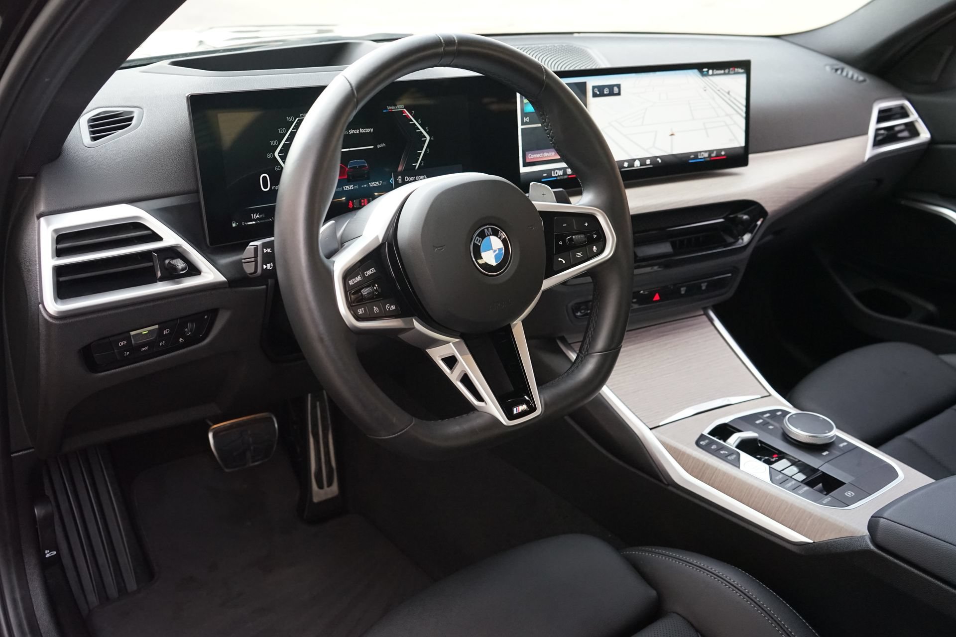 Used 2025 BMW 330i xDrive Sedan w/ M Sport Package AWD/4WD image 2