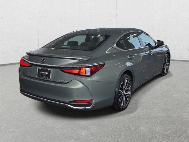 Certified 2025 Lexus ES 300h w/ Premium Package image 5