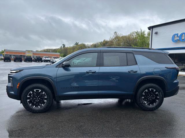 Used 2025 Chevrolet Traverse Z71 w/ Driver Confidence Package AWD/4WD image 3