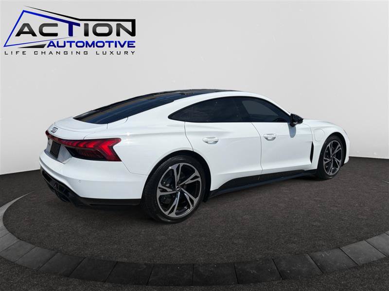 Used 2022 Audi e-tron GT Premium Plus w/ Performance Package AWD/4WD image 8