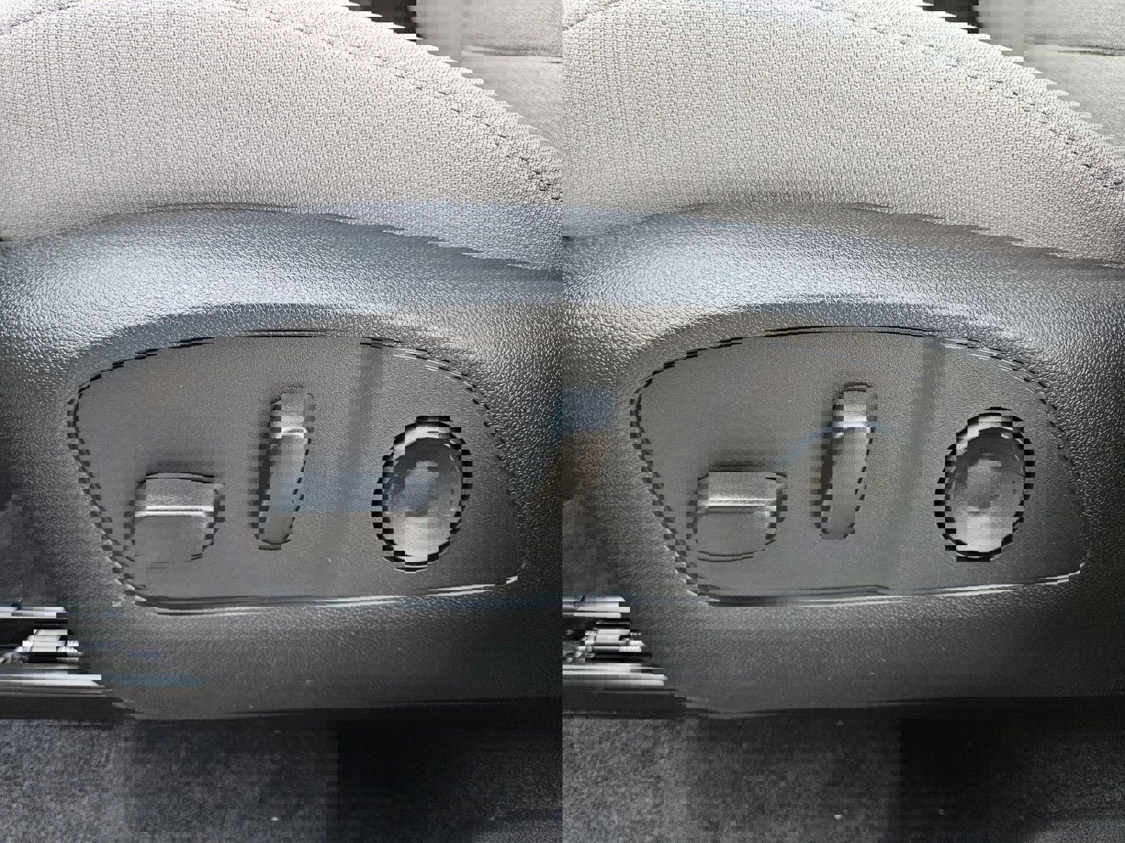 New 2026 GMC Acadia Elevation image 23