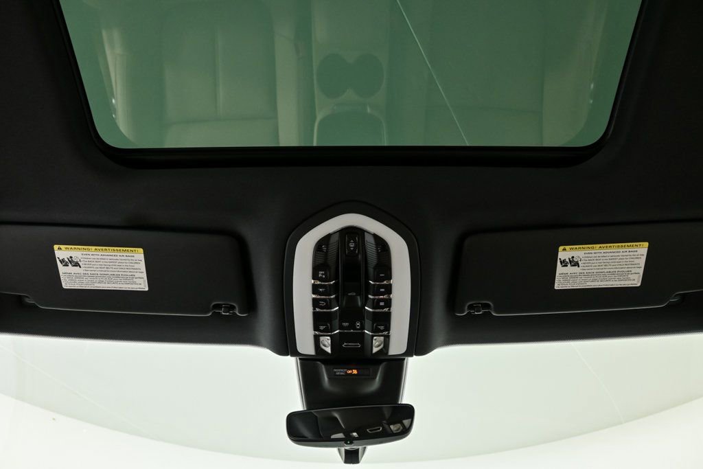 New 2026 Porsche Macan image 20