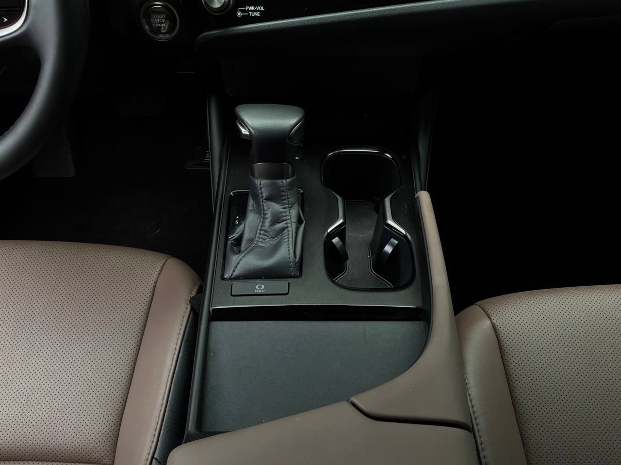 Used 2025 Lexus ES 350 w/ Accessory Package (Z1) FWD image 16