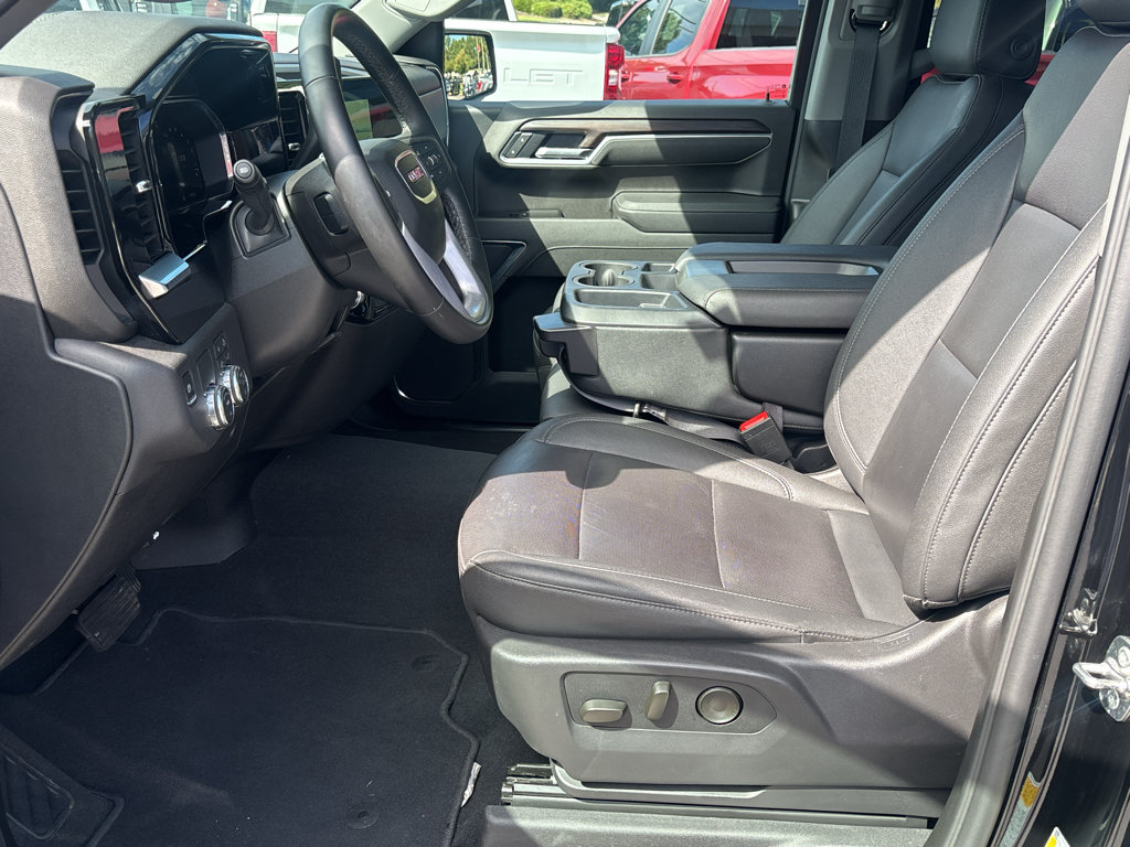 Used 2026 GMC Sierra 1500 SLT RWD image 12