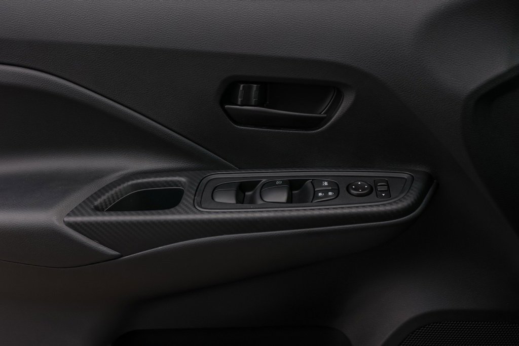 New 2025 Nissan Versa S image 23