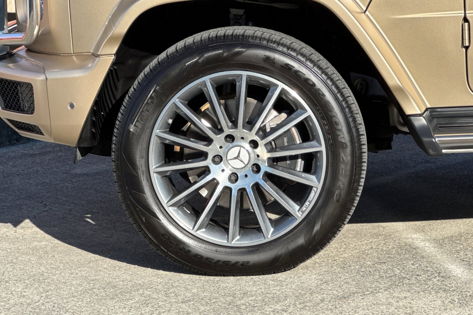 Certified 2023 Mercedes-Benz G 550 image 38