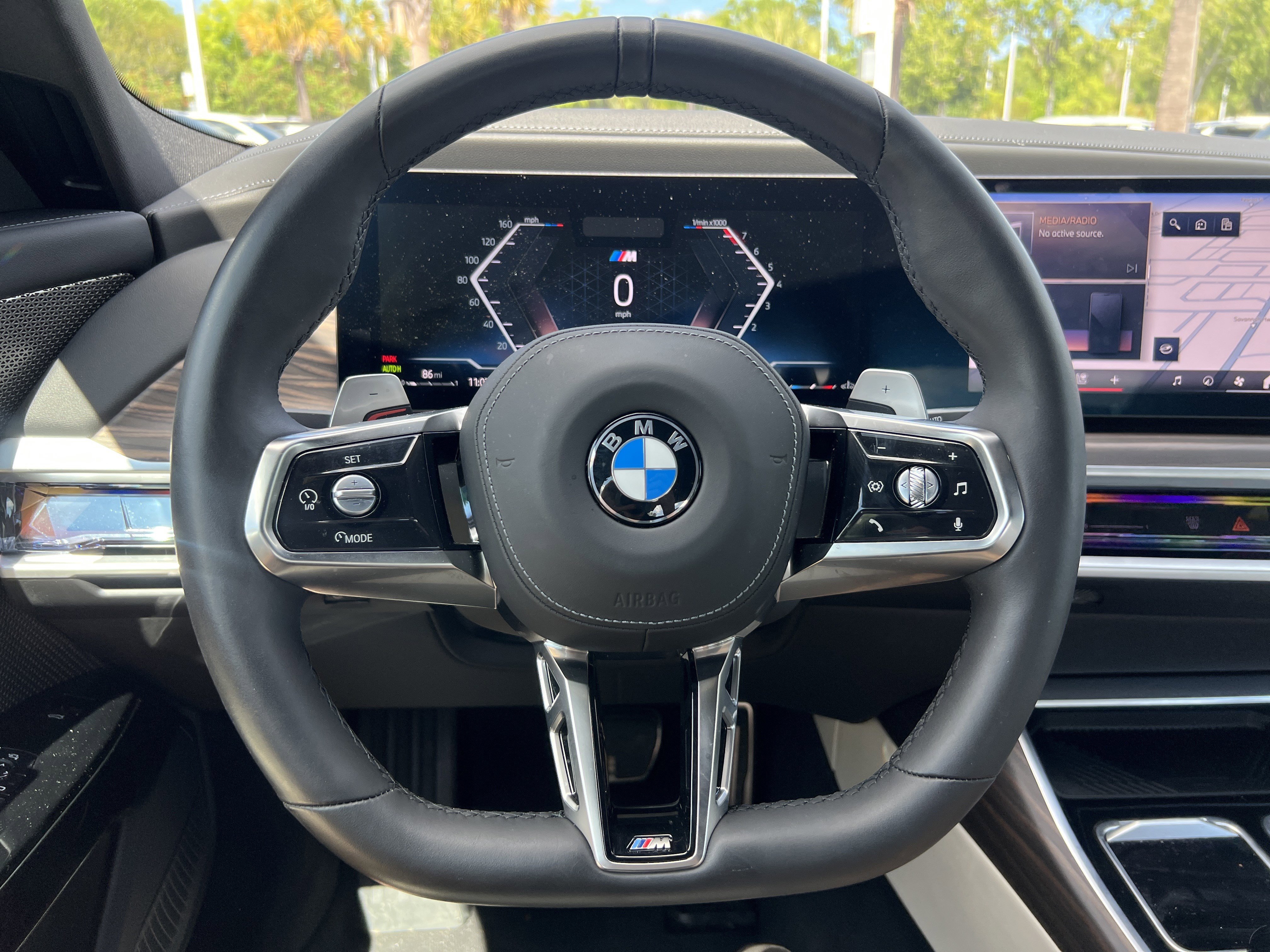 Certified 2025 BMW 740i RWD image 18